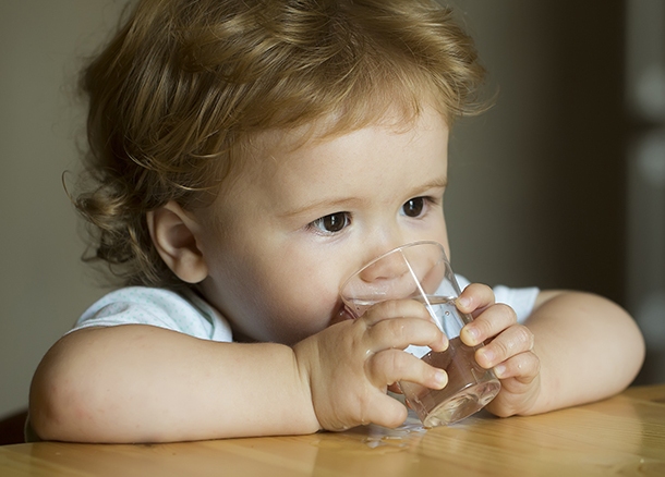 Dehydration in child 